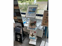 Diverse displays - afbeelding 6 van  6
