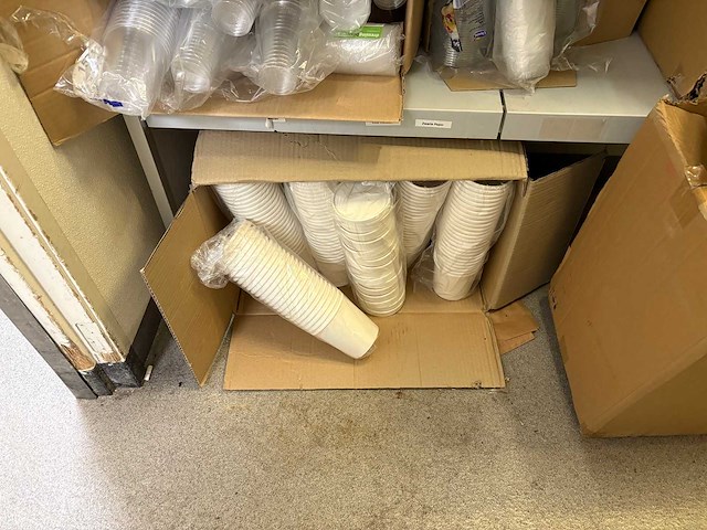 Diverse disposables - afbeelding 6 van  10