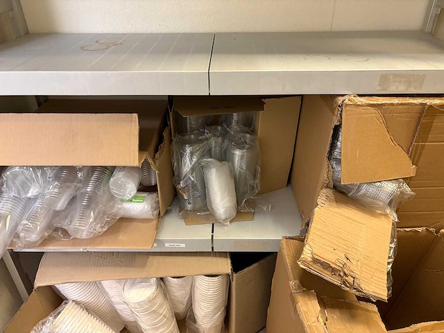 Diverse disposables - afbeelding 8 van  10