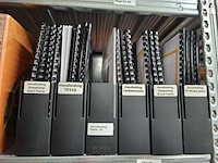 Diverse documentatie o.a. veenhuis, vicon, case, kramp, tjalma - afbeelding 11 van  15