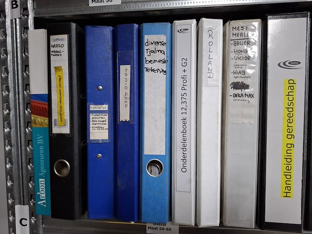 Diverse documentatie o.a. veenhuis, vicon, case, kramp, tjalma - afbeelding 14 van  15