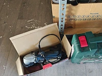 Diverse doe het zelf materiaal inclusief stelling - afbeelding 3 van  8