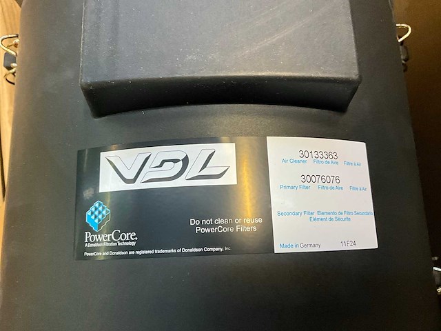 Diverse donaldson luchtfilterhuizen - afbeelding 3 van  6