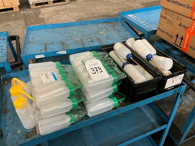 Diverse doseerflesjes - afbeelding 1 van  4