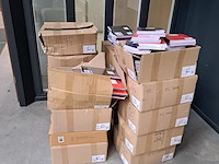 Diverse dozen met schriften - afbeelding 1 van  5