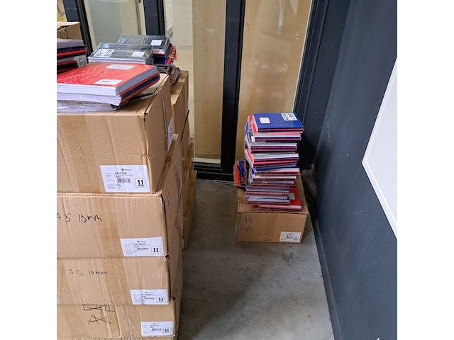 Diverse dozen met schriften - afbeelding 2 van  5