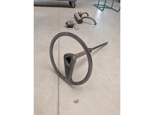 Diverse eend onderdelen in magazijnwagen - afbeelding 9 van  25