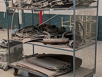 Diverse eend onderdelen in magazijnwagen - afbeelding 12 van  25