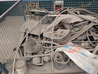 Diverse eend onderdelen in magazijnwagen - afbeelding 22 van  25