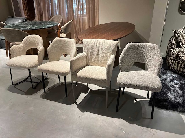 Diverse eetkamerstoelen (4x) - afbeelding 1 van  5