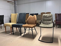 Diverse eetkamerstoelen (4x) - afbeelding 1 van  10