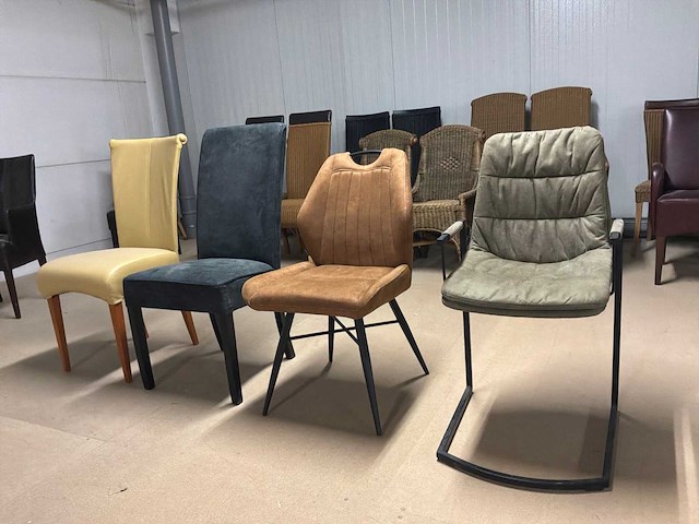 Diverse eetkamerstoelen (4x) - afbeelding 2 van  6