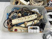 Diverse electronica kabels - afbeelding 8 van  8