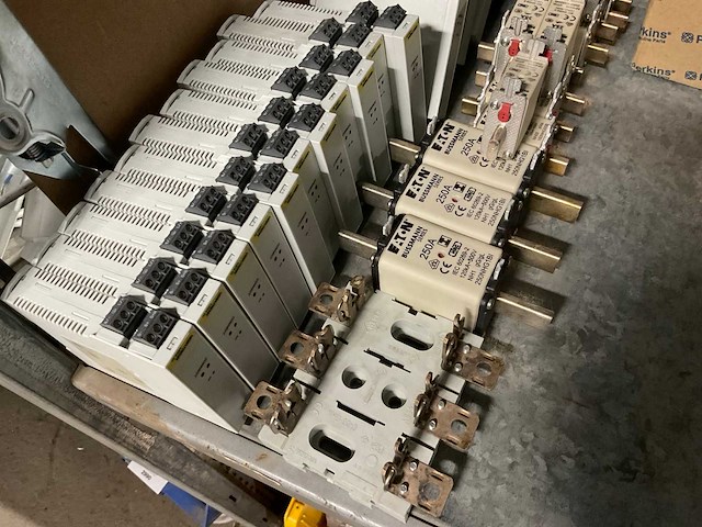 Diverse electronica - afbeelding 2 van  4