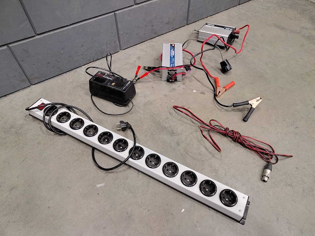 Diverse electronics - afbeelding 2 van  4