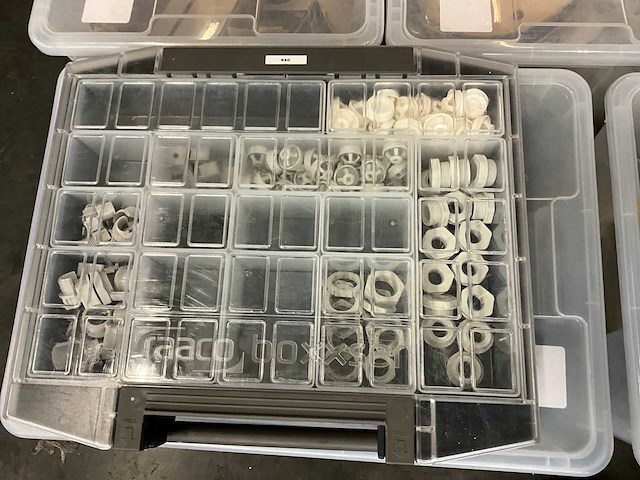 Diverse elektra installatie materialen - afbeelding 4 van  9