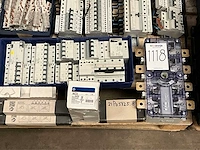 Diverse elektra installatie materialen - afbeelding 5 van  5
