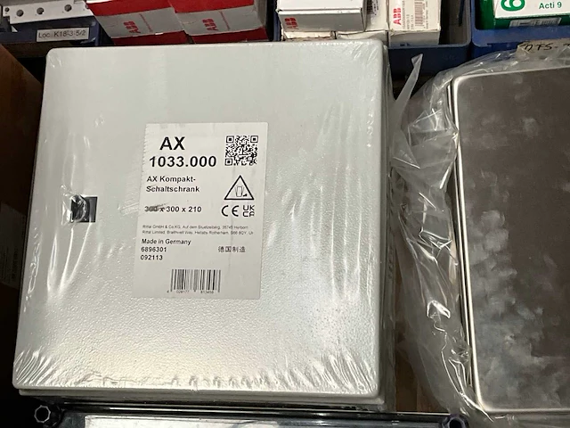 Diverse elektra installatie materialen - afbeelding 6 van  11