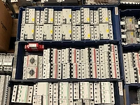 Diverse elektra installatie materialen - afbeelding 4 van  7