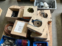 Diverse elektra materialen - afbeelding 3 van  6