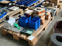 Diverse elektra materialen - afbeelding 1 van  2