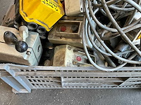 Diverse elektrische componenten - afbeelding 3 van  4