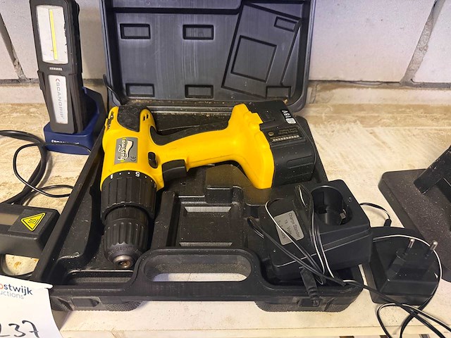 Diverse elektrische gereedschap - afbeelding 4 van  5