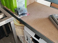 Diverse elektro materialen inclusief stelling - afbeelding 6 van  6