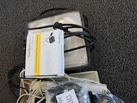 Diverse elektromaterialen w.o. kabels, wandcontactdoos en bouwlamp - afbeelding 4 van  4