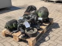Diverse elektromotoren en onderdlen - afbeelding 1 van  9