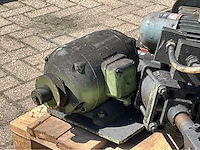 Diverse elektromotoren en onderdlen - afbeelding 5 van  9