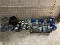 Diverse elektromotoren + onderdelen - afbeelding 1 van  10