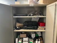 Diverse elektronica-voorraden - afbeelding 1 van  8