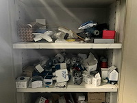 Diverse elektronica-voorraden - afbeelding 1 van  9