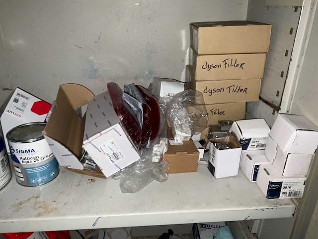 Diverse elektronica-voorraden - afbeelding 7 van  9