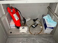 Diverse elektronica-voorraden - afbeelding 9 van  9