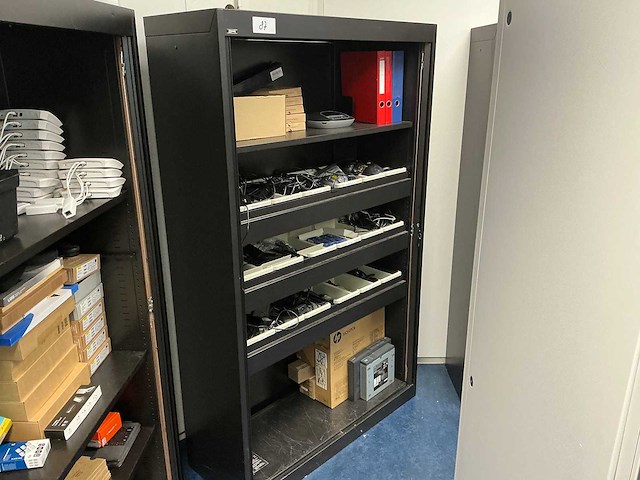 Diverse elektronica - afbeelding 12 van  23