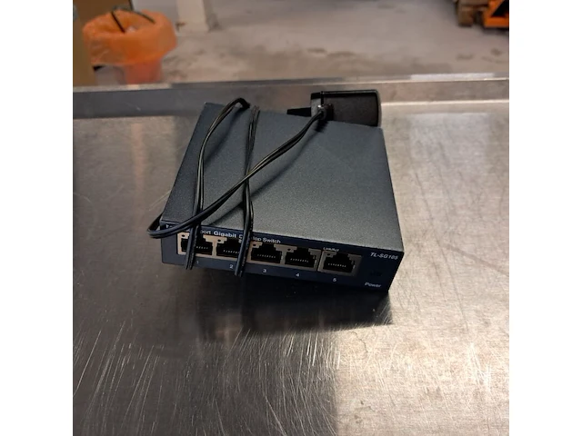 Diverse elektronische apparaten, o.a. tp-link , cisco - afbeelding 9 van  14