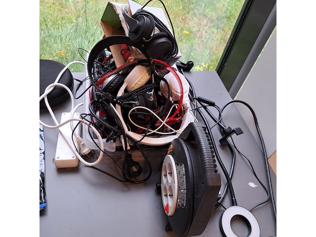 Diverse elektronische voorzieningen - afbeelding 7 van  9