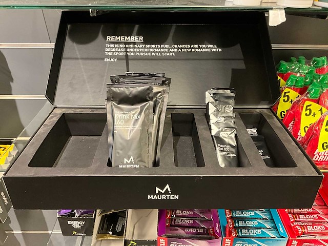 Diverse energy drinks, gels en repen - afbeelding 2 van  8