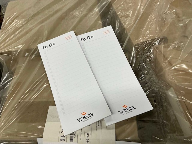 Diverse enveloppen en notitieblokken - afbeelding 4 van  6