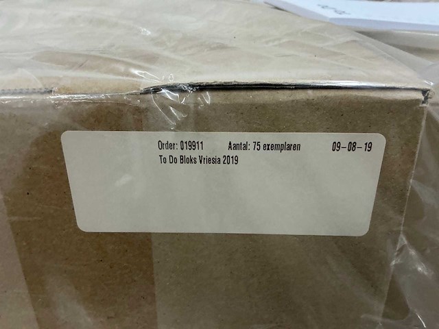 Diverse enveloppen en notitieblokken - afbeelding 6 van  6