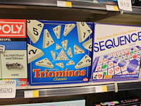 Diverse familiespellen, tokkenspel, monopoly, triominos en sequence, 4 stuks. - afbeelding 3 van  3