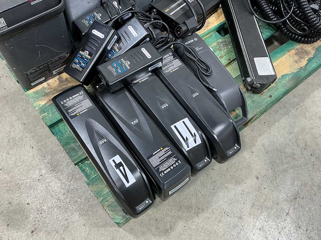 Diverse fiets en scooter accu’s - afbeelding 2 van  6
