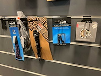 Diverse fietsbellen en diverse fietsonderdelen (21x) - afbeelding 6 van  6