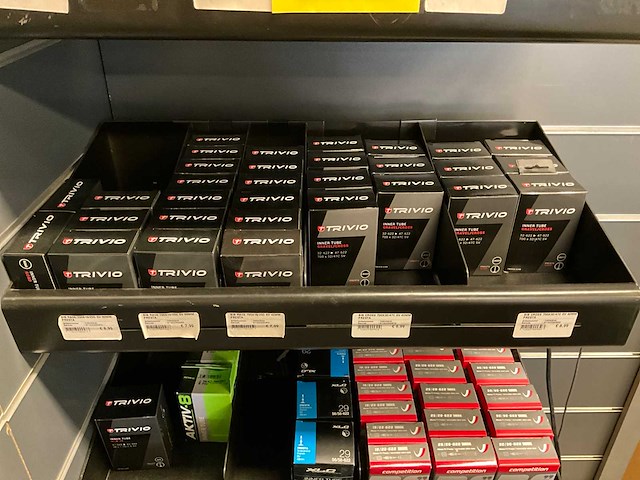 Diverse fietsbinnenbanden (91x) - afbeelding 2 van  4