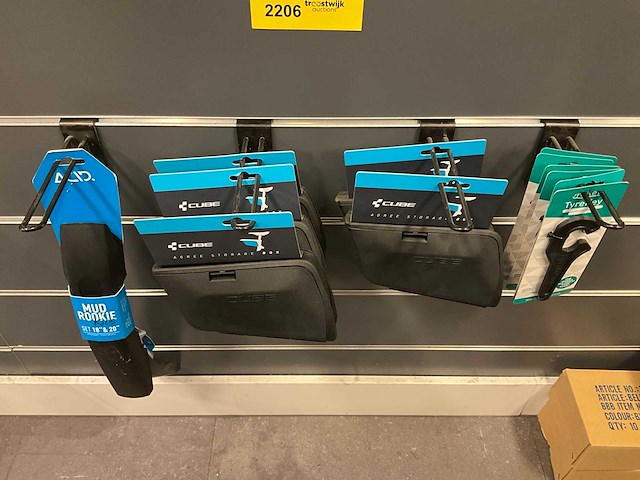 Diverse fietsonderdelen (12x) - afbeelding 2 van  2