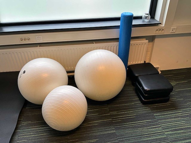 Diverse fitness accessoires - afbeelding 5 van  9