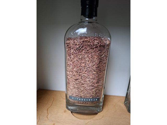 Diverse flessen 'hooghoudt' - afbeelding 4 van  13
