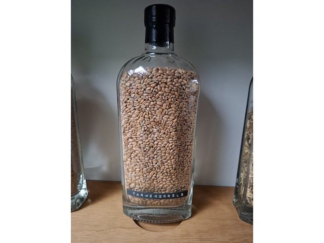 Diverse flessen 'hooghoudt' - afbeelding 12 van  13